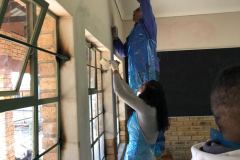 Dell Technologies employees partner witht the Gauteng Department of Education to refurbish classrooms for Mandela Day